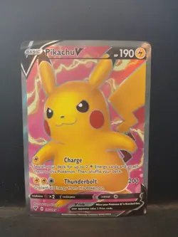 Pokemon TCG Pikachu V Full Art Ultra Rare Holo Swsh04 Vivid Voltage 170/185 - Image 1