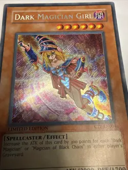 LP/MP Dark Magician Girl CT2-EN004 2005 Collectors Tin Limited Edition Holofoil - Image 1