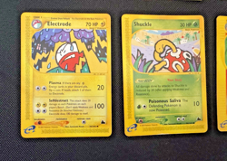 Pokemon Cards Lot of 8 Lot #19 Rare Lanturn Reverse Holo and various non holos - Image 4