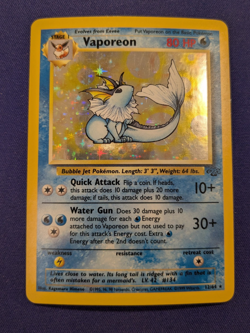 Vaporeon, Scyther, Kangaskhan - Lot of 3 Fossil Holos - Vintage Pokemon TCG - Image 3