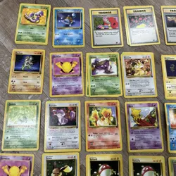 Vintage WOTC Dark Team Rocket Non Holo Pokemon Card Bundle - Image 2
