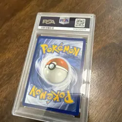 2022 POKEMON SWORD & SHIELD LOST ORIGIN #TG16 FULL ART/PIKACHU V PSA 9 - Image 2