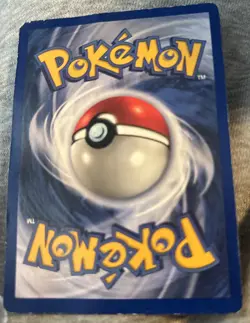 Pokemon TCG Pidgeotto 22/102 Base Set Rare Card Is Warped - Image 2