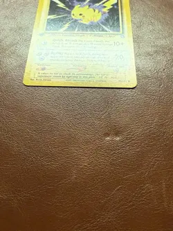 Pikachu 70/111 - 1ST EDITION Neo Genesis Pokemon Card Naoyo Kimura - Image 4