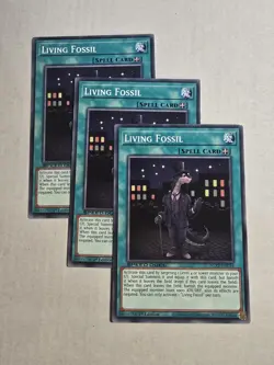 (3x) Living Fossil - SGX2-ENC16 - NM - Common - 1st ed - Yugioh - Image 1