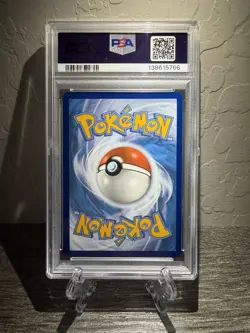 PSA 10 Umbreon V Card #203 2022 Pokemon Swsh Black Star Promo - Image 2
