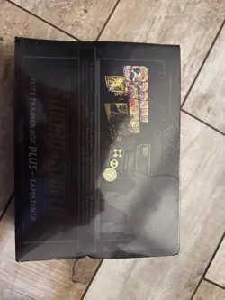 Pokemon TCG Sword & Shield Zamazenta ETB Elite Trainer Box PLUS New/Sealed - Image 2