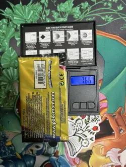 Pokemon TCG Sun & Moon Team Up Mini Booster Pack Venusaur & Celibi Sealed 7.66G - Image 2