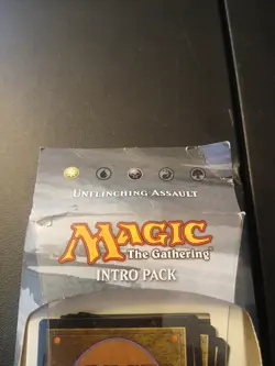 Magic the Gathering Intro Pack Fate Reforged UnFlinching Assault Open As-is Pack - Image 2