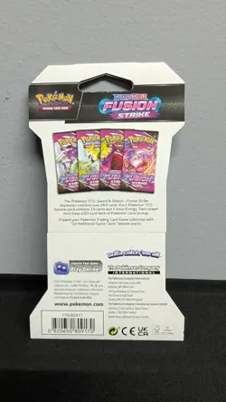 Pokemon TCG: Sword & Shield-Fusion Strike Sleeved Booster Pack - 10 Cards 820650809163 - Image 2