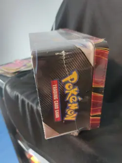 Tyranitar V Strikers Tin - 3x Evolving Skies & 2x Brilliant Stars - Pokemon TCG - Image 4