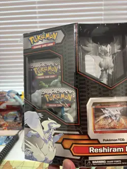Pokemon TCG: 2011 Reshiram Box Black And White New Factory Sealed Rare - Image 4