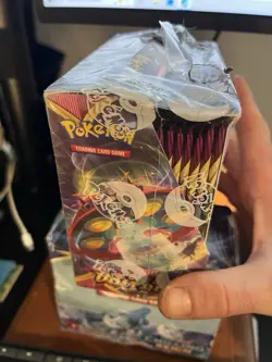 Pokemon Sword & Shield Vivid Voltage Booster Box English Pikachu - Image 1