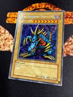 YUGIOH • TRI HORNED DRAGON • SECRET RARE • LOB-000 • 1st EDITION • GLOSSY • NM - Image 3