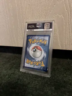 Pokemon TCG Psyduck 175/165 Scarlet & Violet Holo Illustration Rare PSA 8 - Image 2