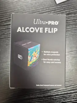 Ultra Pro Final Fantasy Traveling Chocobo Alcove Flip Deck Box New - Image 2