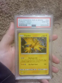 Pokemon TCG Zapdos 24/68 Hidden Fates Holo Rare PSA 10 English 2019 - Image 1