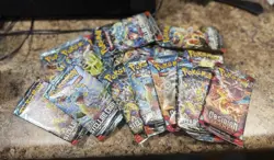 Pokemon Scarlet & Violet Stellar Crown & Obsidian Flames Booster Pack x17 - Image 1