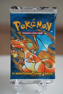 21.08g Pokemon Base Set Booster Pack Unlimited Charizard WOTC TCG Vintage Sealed - Image 2