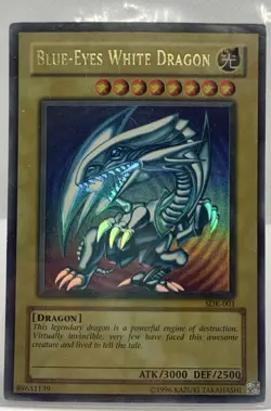 Vintage Konami Yu-Gi-Oh Blue-Eyes White Dragon Ultra Rare Unlimited SDK-001 - Image 1