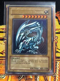 Ultra Rare Blue-Eyes White Dragon SDK-001 Starter Deck: Kaiba - Image 1