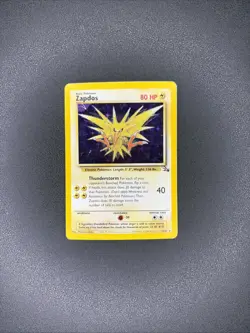 Pokemon TCG - Zapdos 1999 Fossil 15/62 Unlimited Rare Holo HP DMG - Image 1