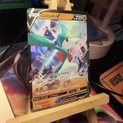 Gallade V SWSH258 Sword & Shield Black Star Promo Full Art Holo Pokemon TCG MINT - Image 2