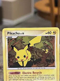 Pikachu Mysterious Treasures Pokemon TCG 94/123 2007 - Image 3