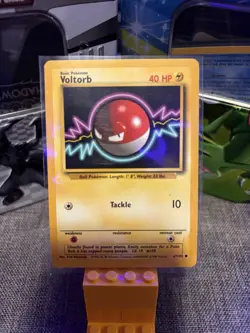 Voltorb - 67/102 Base Set - Pokemon TCG - - Image 1