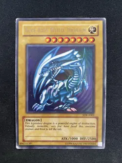 Blue Eyes White Dragon SDK-E001 Ultra Rare Unlimited - Image 1