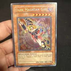 Yugioh Dark Magician Girl CT2-EN004 Secret Rare Limited Edition NearMint Holo - Image 1