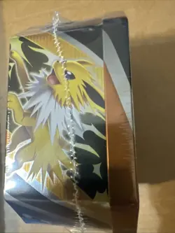 Pokemon TCG: V Heroes Tin - Umbreon V FACTORY SEALED - 4 Booster Packs - Image 4