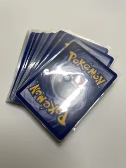 Pokemon Base Set WOTC Vintage Card Lot - M/NM/LP (30 Cards) - Image 3