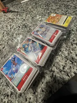 One Piece TCG Card Game 100 Cards Mixed Lot w/ 10 Foils - Image 3