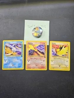 Pokemon Card Lot Legendary Birds - Image 2