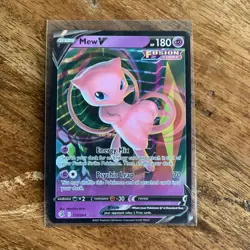 Pokemon Mew VMAX 114/264 Fusion Strike Holo PRETTY GOOD CONDITION - Image 1