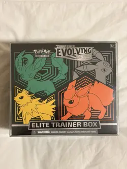 Pokemon TCG: SW&SH Evolving Skies Elite Trainer Box w/ Plastic Display Case - Image 1