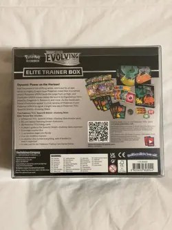 Pokemon TCG: SW&SH Evolving Skies Elite Trainer Box w/ Plastic Display Case - Image 3