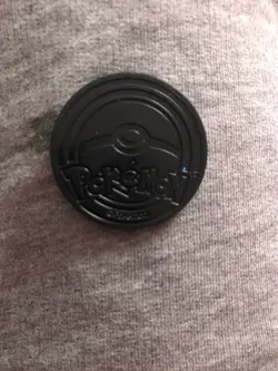 OFFICIAL POKEMON TCG PLASTIC HOLOFOIL SUICUNE COIN - Image 2