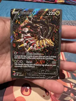 Pokemon Swsh11: Lost Origin Giratina v Alternate Full Art Holo Card 186/196 - Image 1