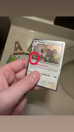 Pokemon TCG Slaking Cosmo Holo 162/193 WITH A SWIRL 🌀Paldea Evolved NM - Image 1