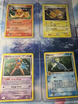 4 Random Pokemon Cards - Image 1