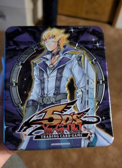 Yugioh Cards W/ 5D'S Collectors Tin - 30+ Rare/Holo included 500+ Cards - Image 3