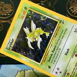 Scyther 13/130 – Base Set 2 – Vintage WOTC 2000 Pokemon HOLO Swirl LP - Image 3