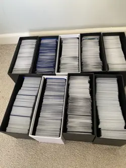 Pokemon Cards Bundle 4000 plus Bulk from Mega/Scarlet & Violet Sets - Image 1