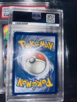 Pokemon Umbreon V (2021) Evolving Skies 189/203 Ultra Rare Holo PSA 9 - Image 2