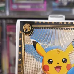 Superman (Pikachu) #E39 - Gold Holo - Heros & Villains Flash Edition Pokemon🤩🚨 - Image 5
