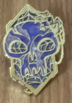 Wizards of the Coast Magic: The Gathering Collectible Metal Pin Purple Skull - Image 1