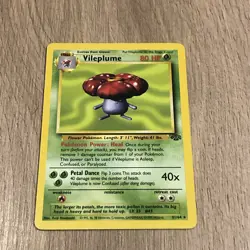 Vileplume 31/64 Jungle Rare Pokemon Card Non-Holo LP/MP - Image 1