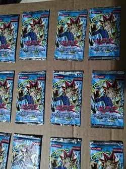 2002 Yugioh LoB + MRD 1st Edition Sealed Portuguese Booster Packs Lot Of 20 Each - Image 4